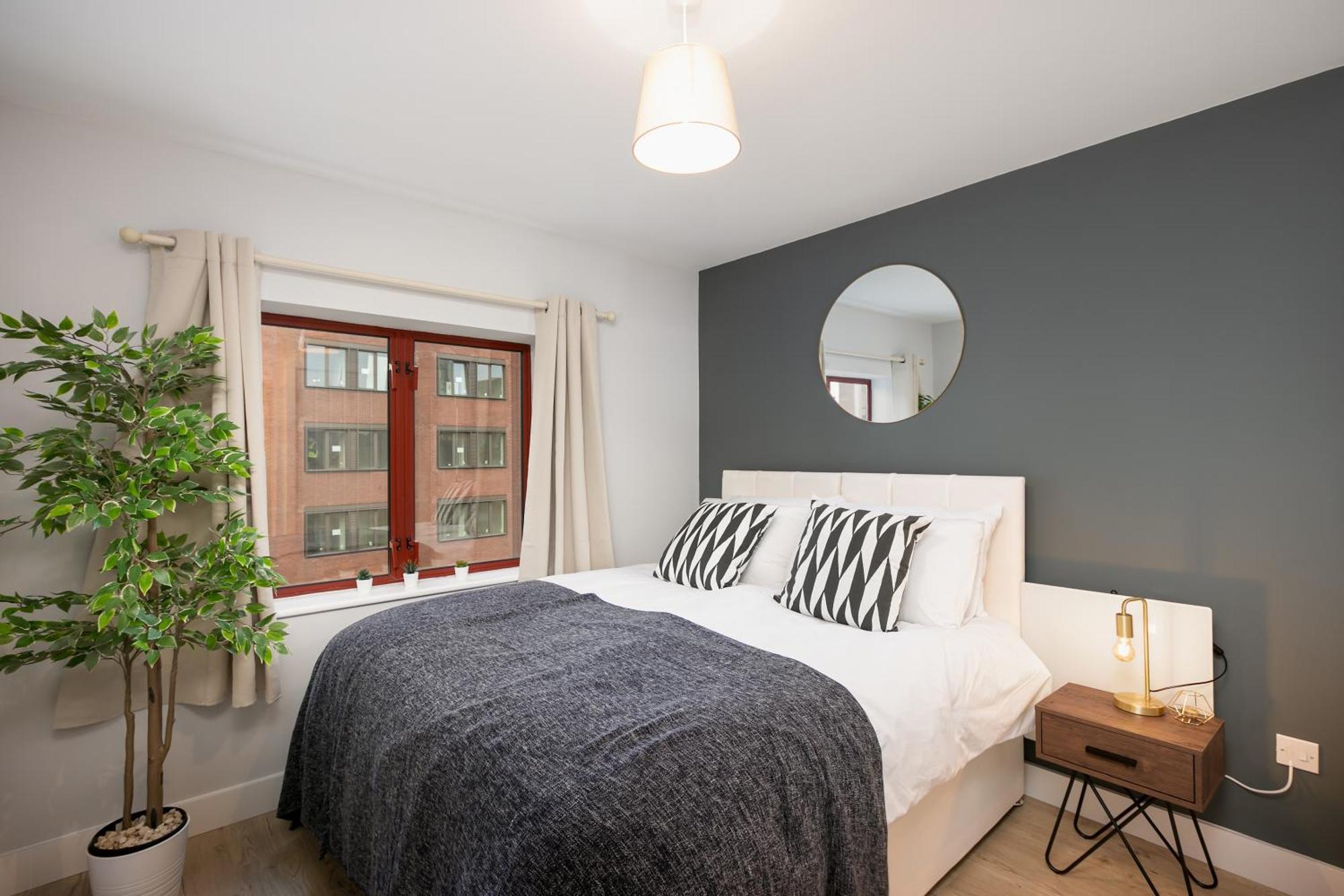 Wesley Gate Apartments - By Hostly Reading Exterior photo