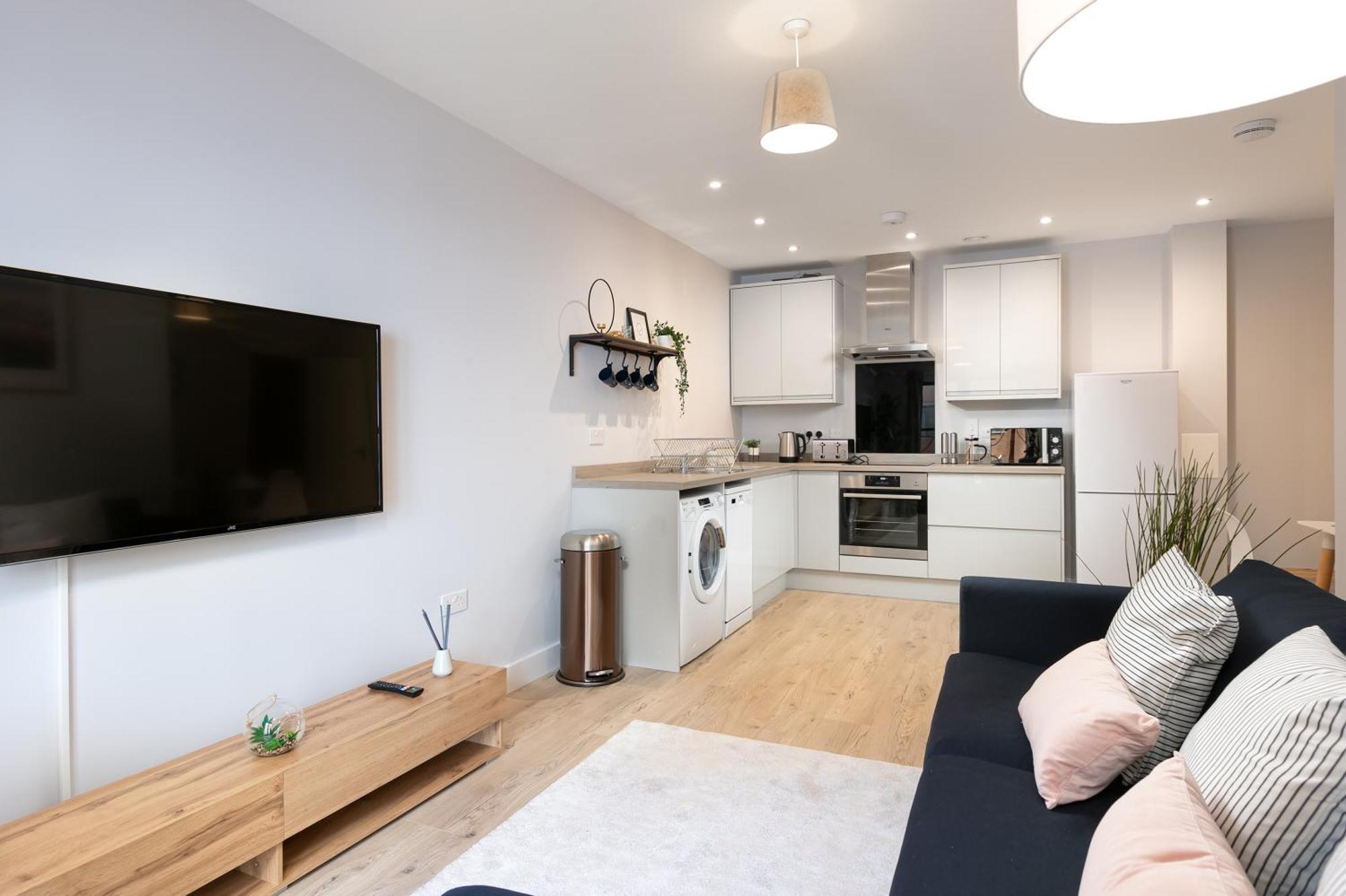 Wesley Gate Apartments - By Hostly Reading Exterior photo
